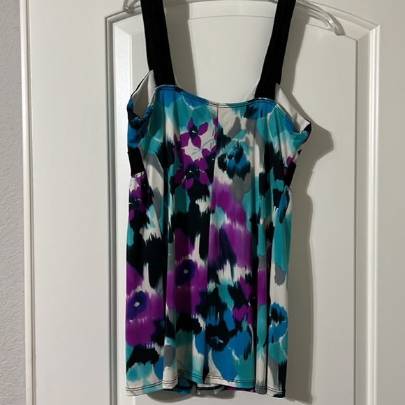 Summer blouse - Picture 3 of 4